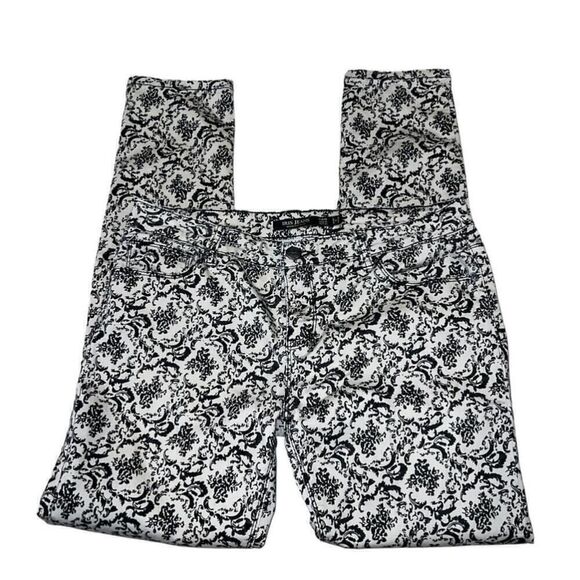 Iris Jeans Pants - Women's Iris Jeans White Beige and Black Floral Print Skinny Jeans Size 10